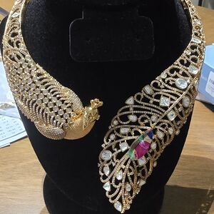 Elegant Gold and Silver Necklace